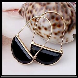 NEW GOLD BLACK ONYX CRYSTAL ARC BOHO EARRINGS